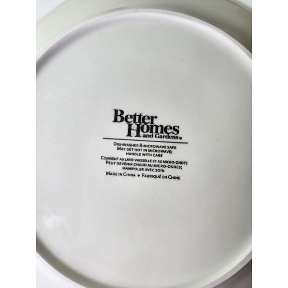 Vintage BETTER HOMES & GARDENS Christmas Holly 8.25" Salad Plates Set of 4 - Picture 3 of 6